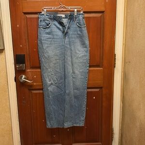 Abercrombie & Fitch jeans. Women Size 27 or 4R. The Loose High Rise.